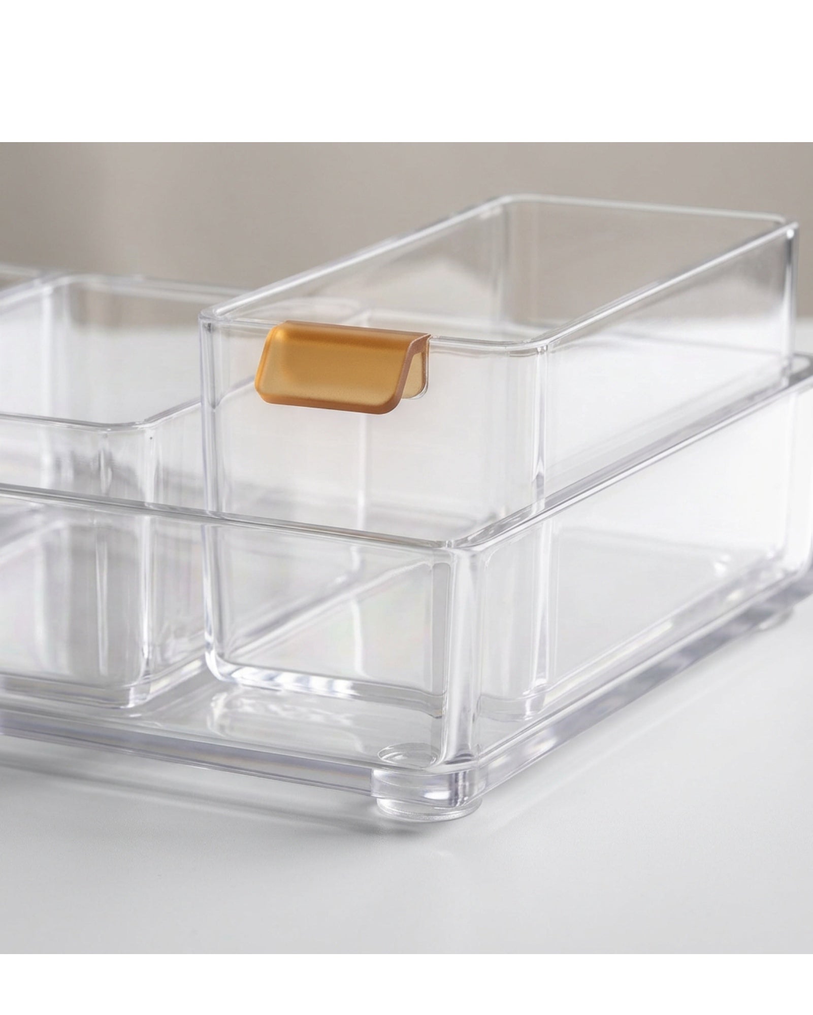 Wdkfb Six Lift Out Bin Acrylic Vanity Tray Clear Amber - Detail view